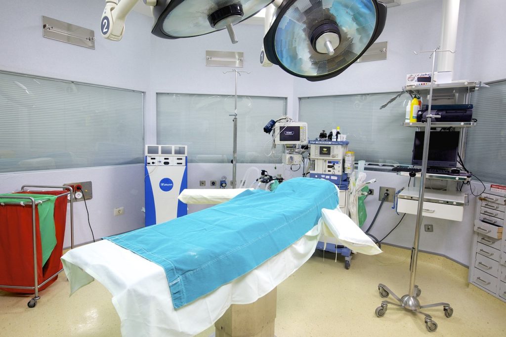 hospital, operating room, doctor-2767950.jpg